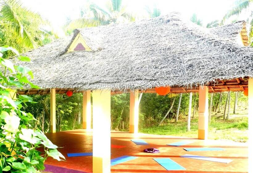 בית מלון כפרי Havelia Island Resort