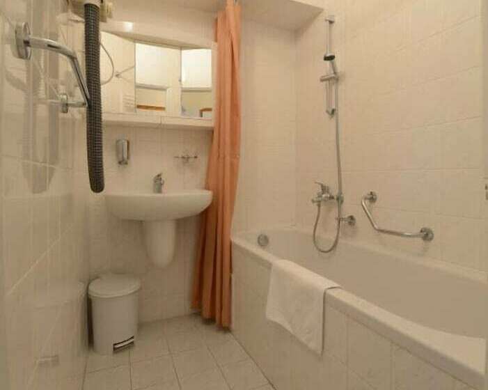 酒店 Lázně Aurora