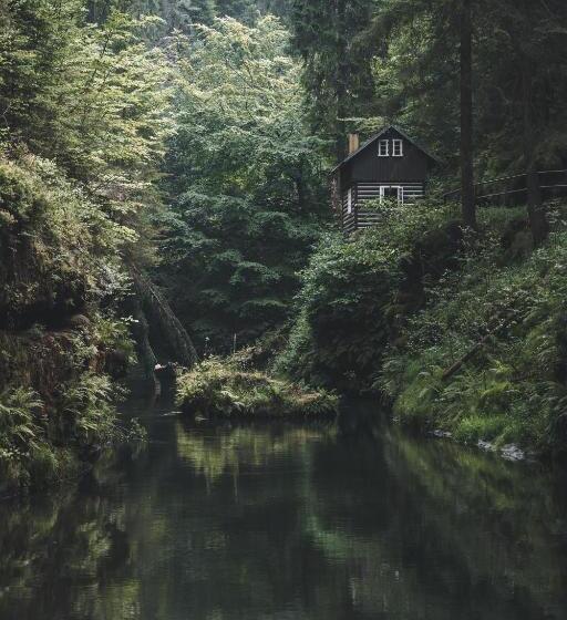 בית מלון כפרי Mezní Louka
