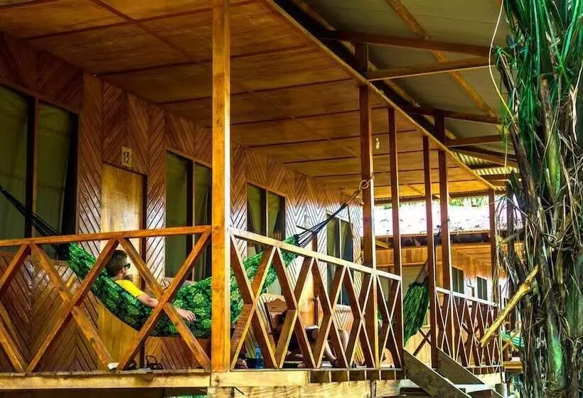 هتل Monte Amazonico Lodge