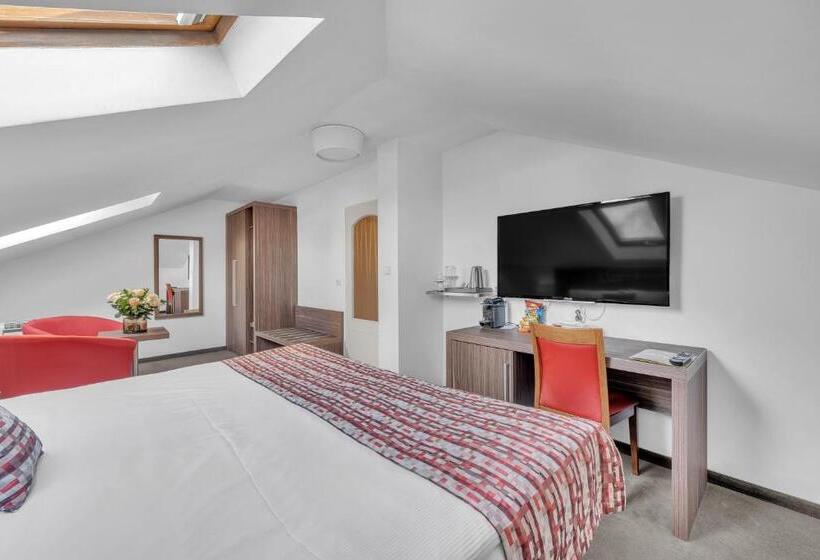 ホテル Nelly Kellys