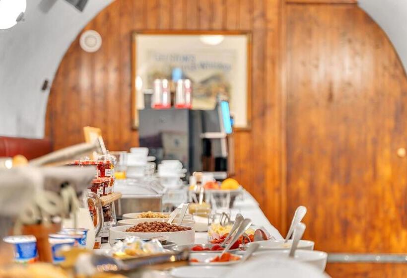 ホテル Nelly Kellys