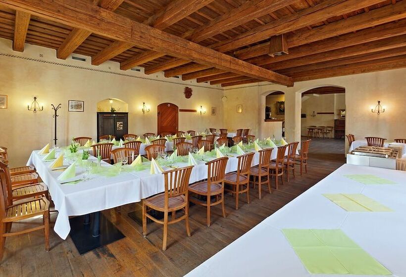 Hotel Penzion U Kriveho Psa