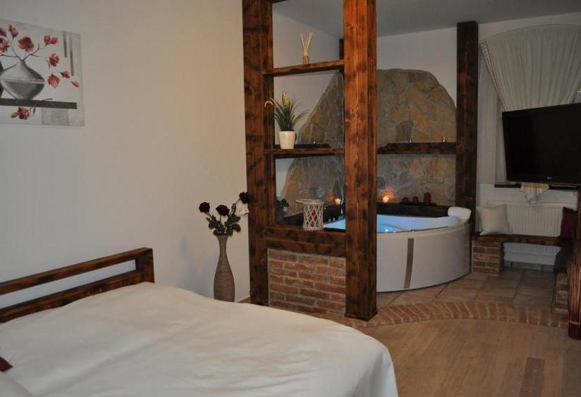 ホテル Ubytování Cukrovar