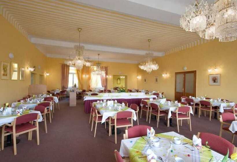 Hotel Savoy Spa & Kur