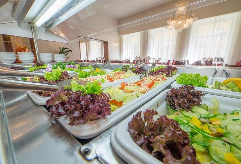 Hotel Savoy Spa & Kur