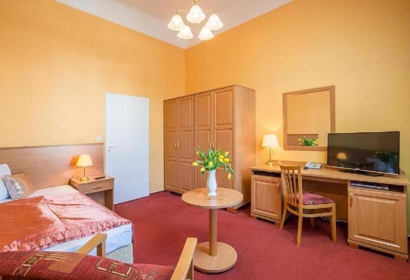 Hotel Savoy Spa & Kur