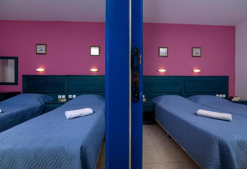 בית מלון כפרי Studios Paradise