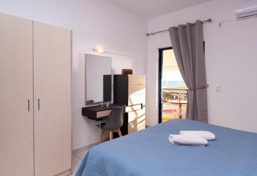 בית מלון כפרי Studios Paradise