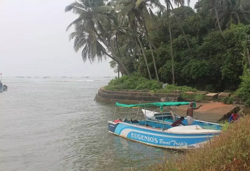 هتل Tranquility Cottage Resort