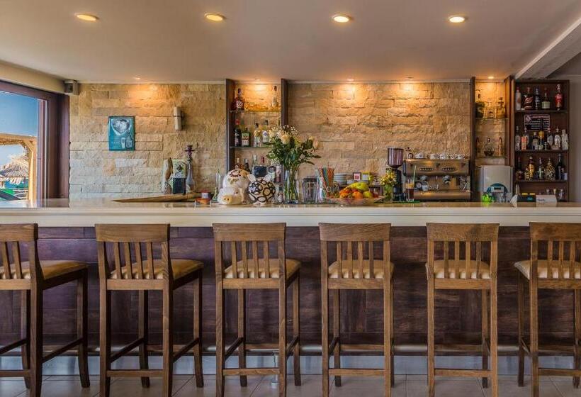 Отель Tropical Beach A