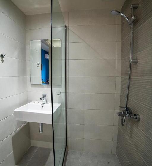 בית מלון כפרי Tropical Beach A