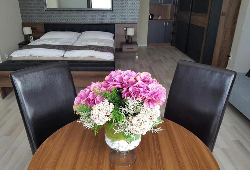 ホテル Ubytování Cukrovar