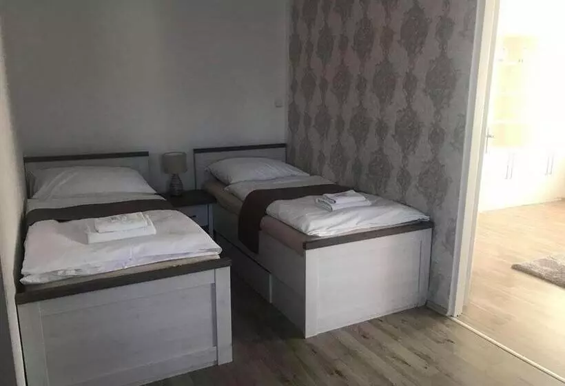 ホテル Ubytování Cukrovar