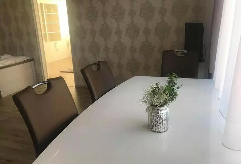 ホテル Ubytování Cukrovar