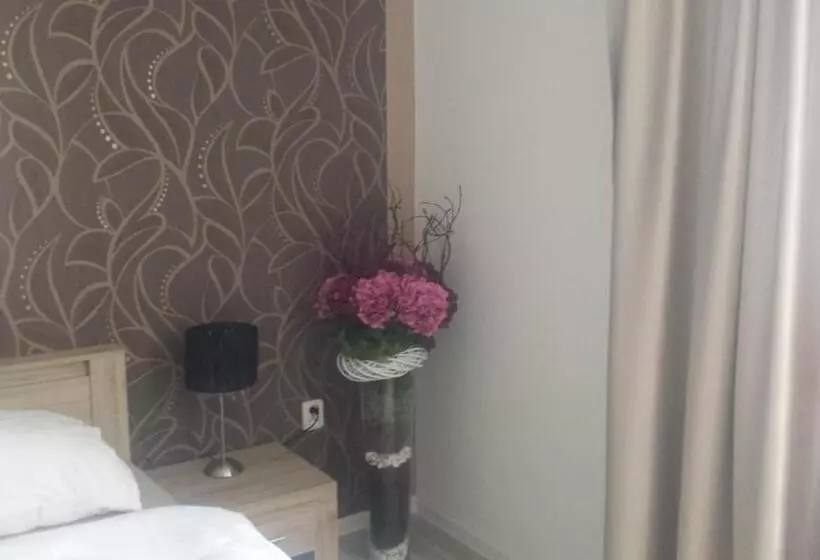 ホテル Ubytování Cukrovar