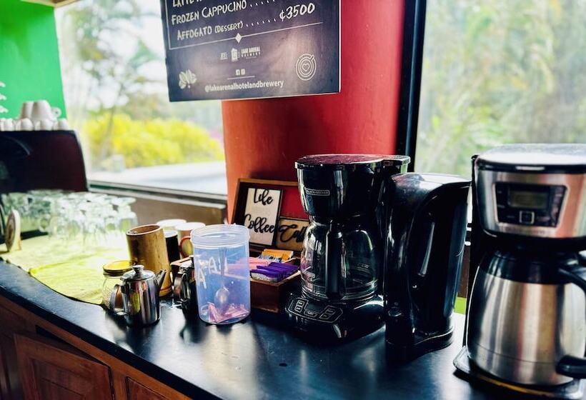 Hôtel Lake Arenal Jungle Resort & Brewery