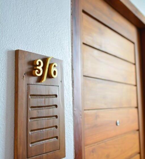 בית מלון כפרי The Indigo House Phrae