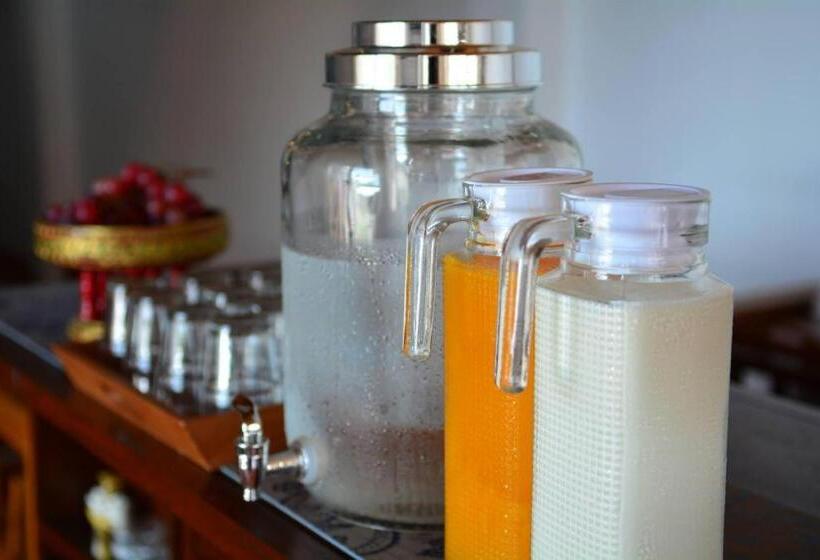 בית מלון כפרי The Indigo House Phrae