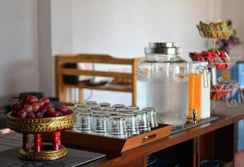 בית מלון כפרי The Indigo House Phrae