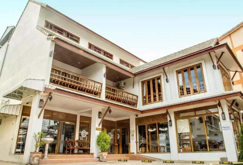 ホテル The Indigo House Phrae