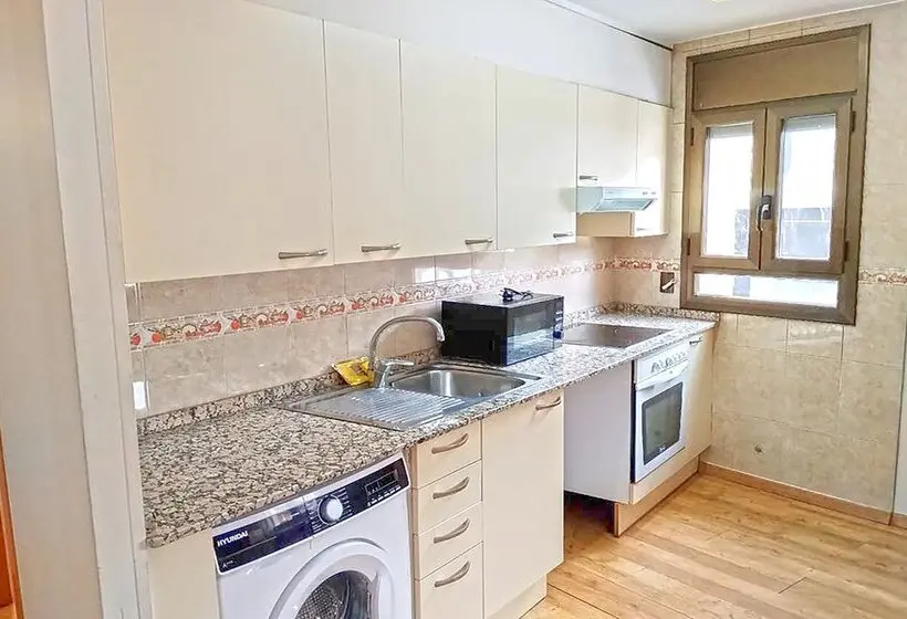 Apartamentos Pantebre 3000