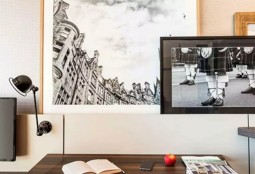 Aparthotel Adagio Edinburgh Royal Mile