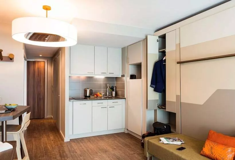 Aparthotel Adagio Edinburgh Royal Mile