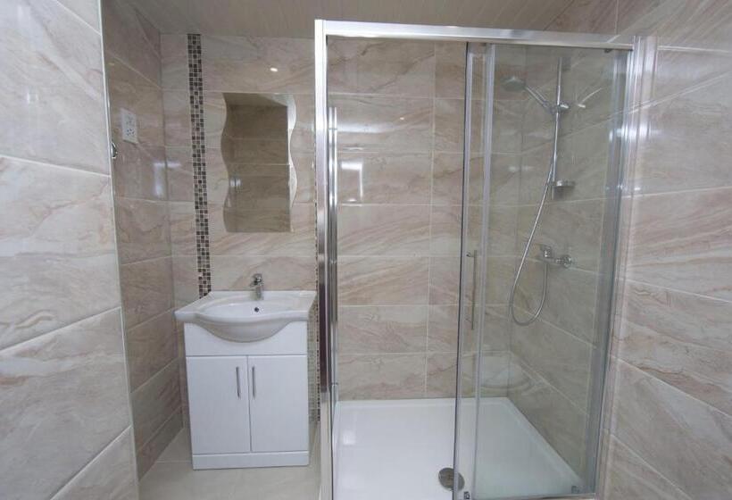 צימר Royal London Hotel By Saba