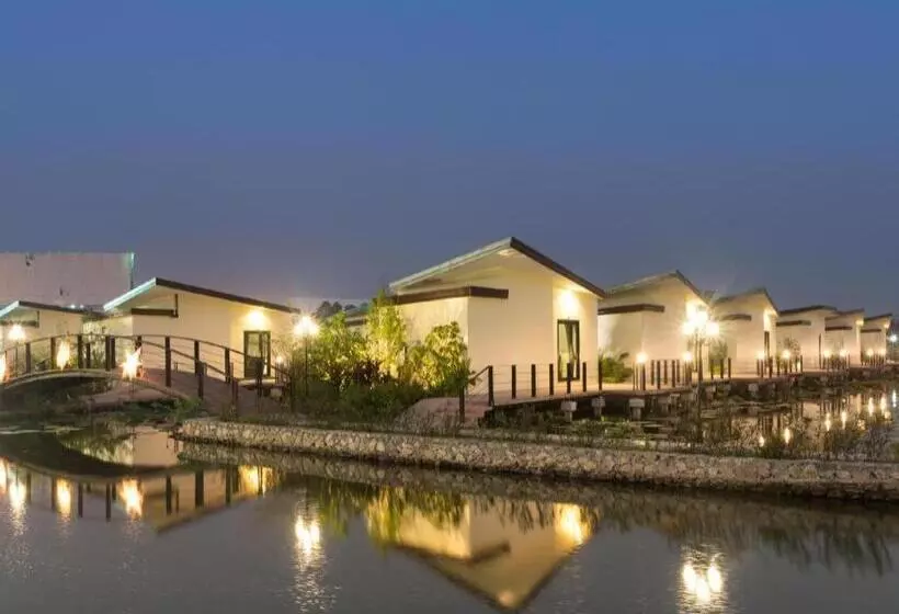 Bua Tara Resort
