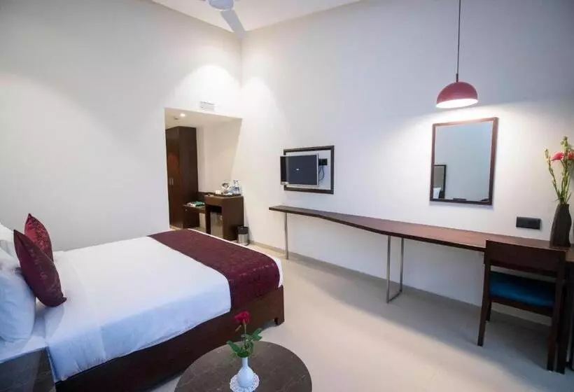 Hotelli 7 Apple Resort  Lonavala