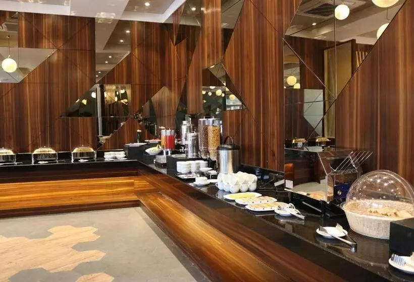 Hotelli 7 Apple Resort  Lonavala