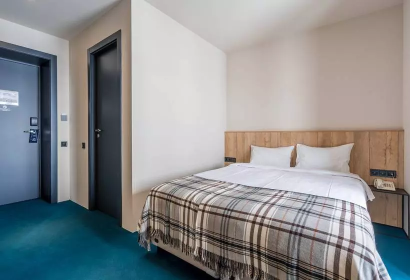 Hotel Alpina