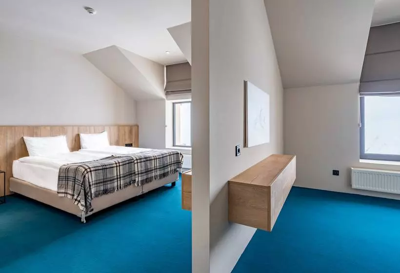 Hotel Alpina