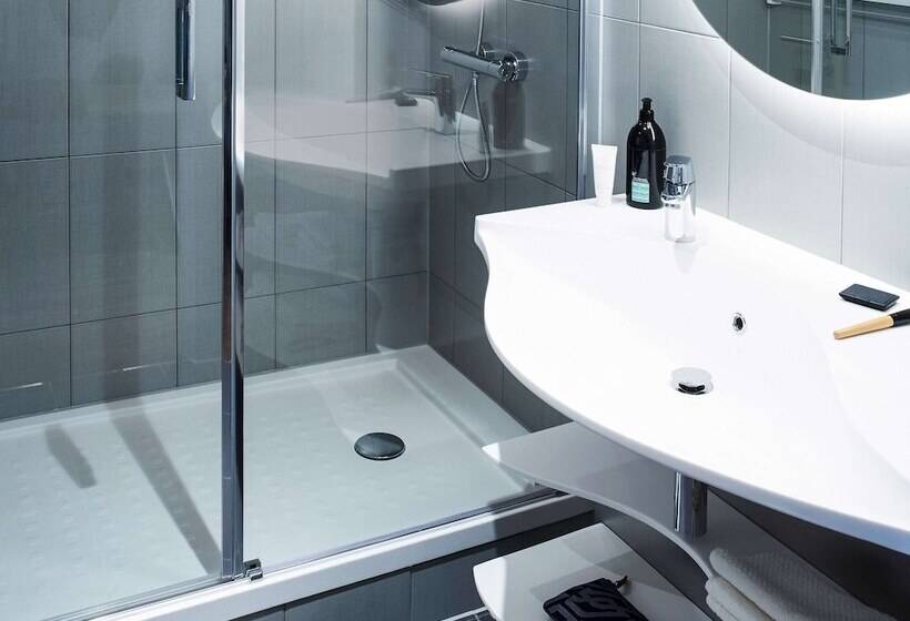 Aparthotel Adagio Edinburgh Royal Mile