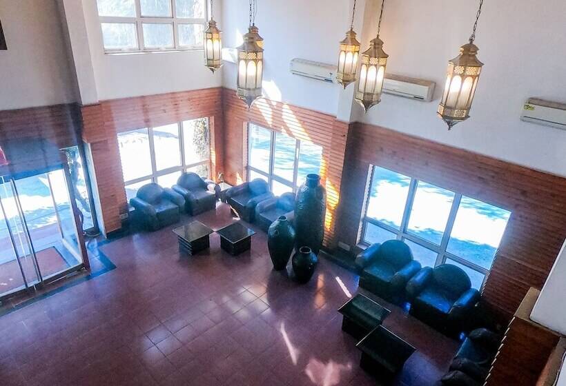 בית מלון כפרי Apple Valley Resort