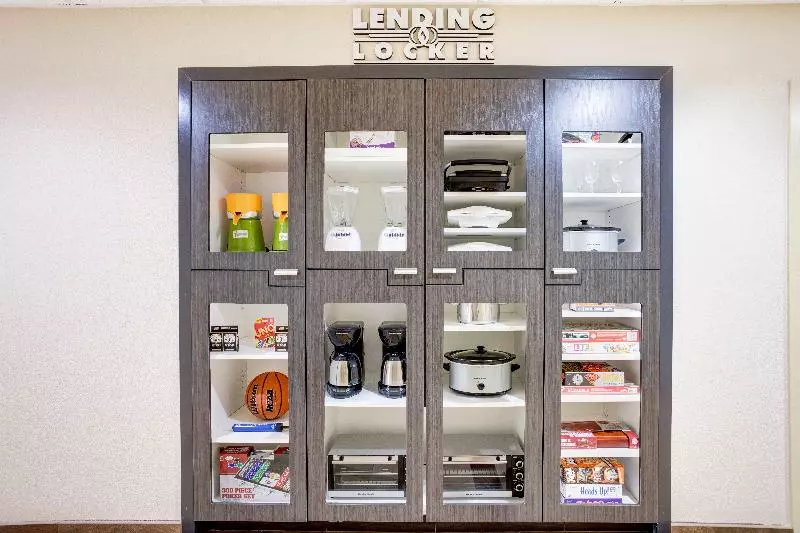 ホテル Candlewood Suites Cut Off   Galliano, An Ihg