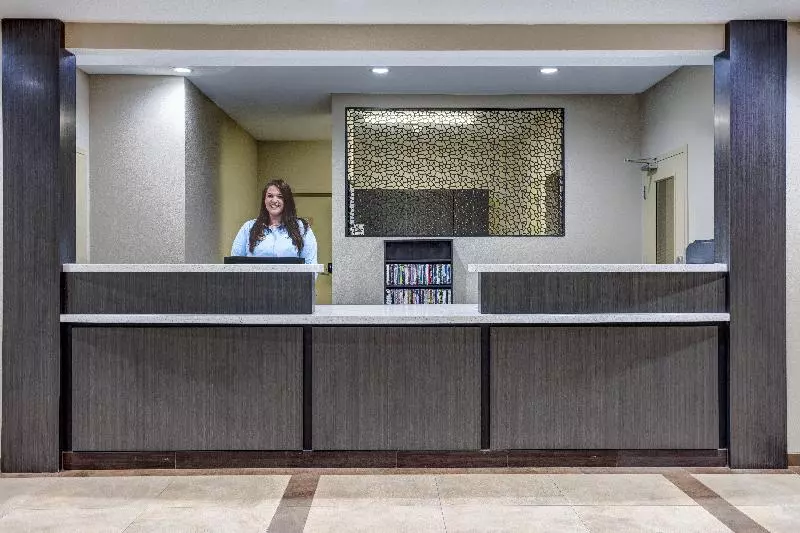 ホテル Candlewood Suites Cut Off   Galliano, An Ihg