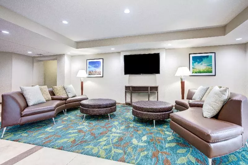 ホテル Candlewood Suites Cut Off   Galliano, An Ihg