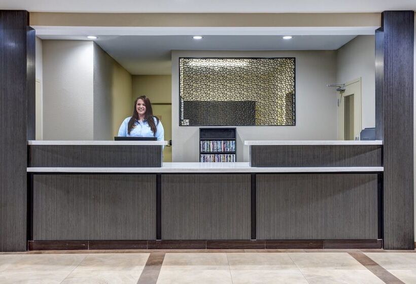 ホテル Candlewood Suites Cut Off   Galliano, An Ihg