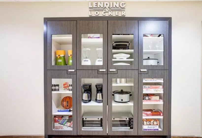 ホテル Candlewood Suites Cut Off   Galliano, An Ihg