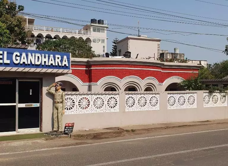 هتل Gandhara