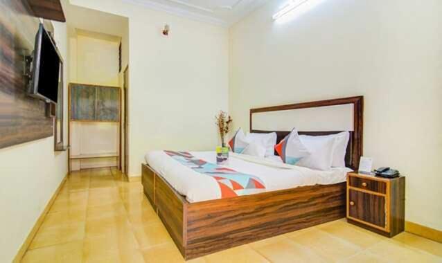 בית מלון כפרי Goyal Inn