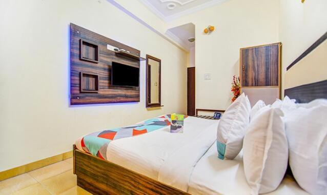 בית מלון כפרי Goyal Inn