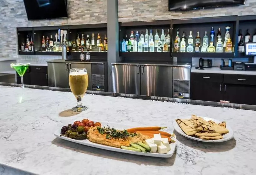 Holiday Inn Hotel & Suites Silicon Valley – Milpitas, An Ihg