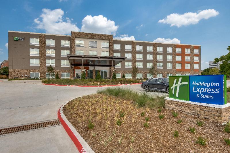 فندق Holiday Inn Express & Suites Dallas North   Addison, An Ihg