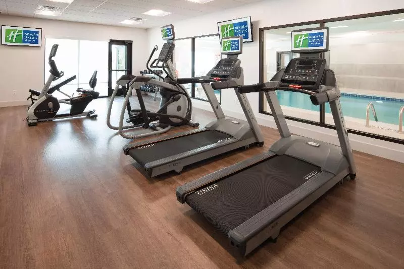 ホテル Holiday Inn Express East Peoria Riverfront, An Ihg