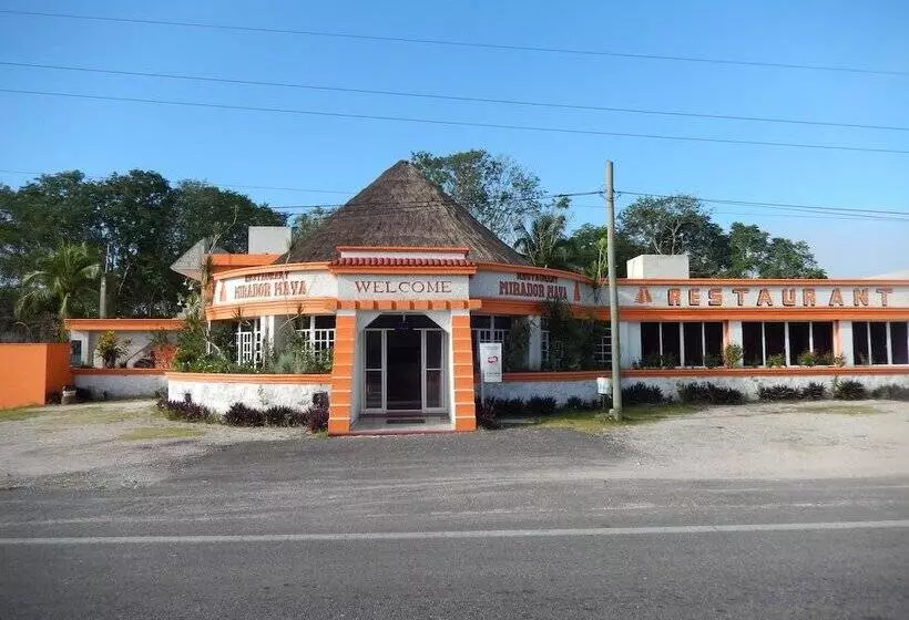 ホテル Mirador Maya