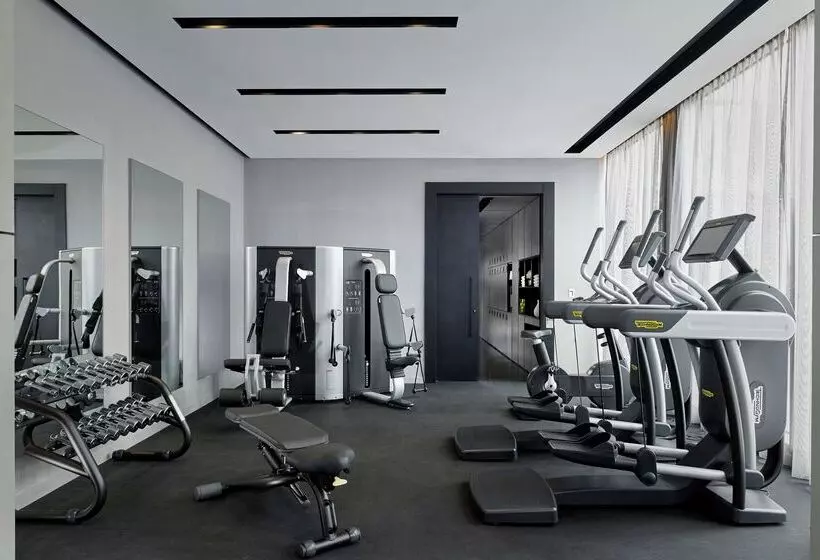 ホテル Park Plaza London Park Royal
