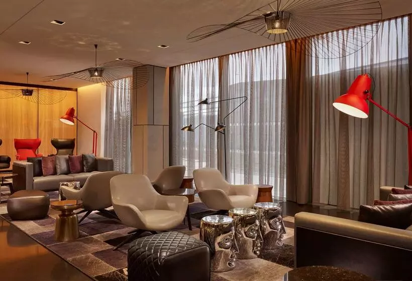 ホテル Park Plaza London Park Royal